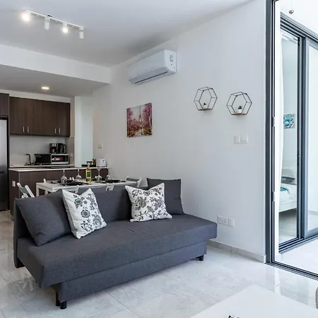 Апартаменты Lana 1-bedroom In *