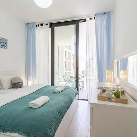 Lana 1-bedroom In Appartamento Larnaca